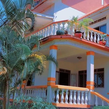 La Feve Beach Bed And Breakfast Entebbe Eksteriør bilde