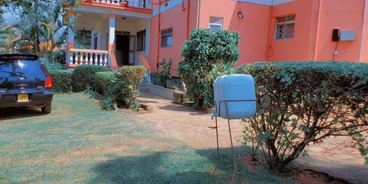 La Feve Beach Bed And Breakfast Entebbe Eksteriør bilde