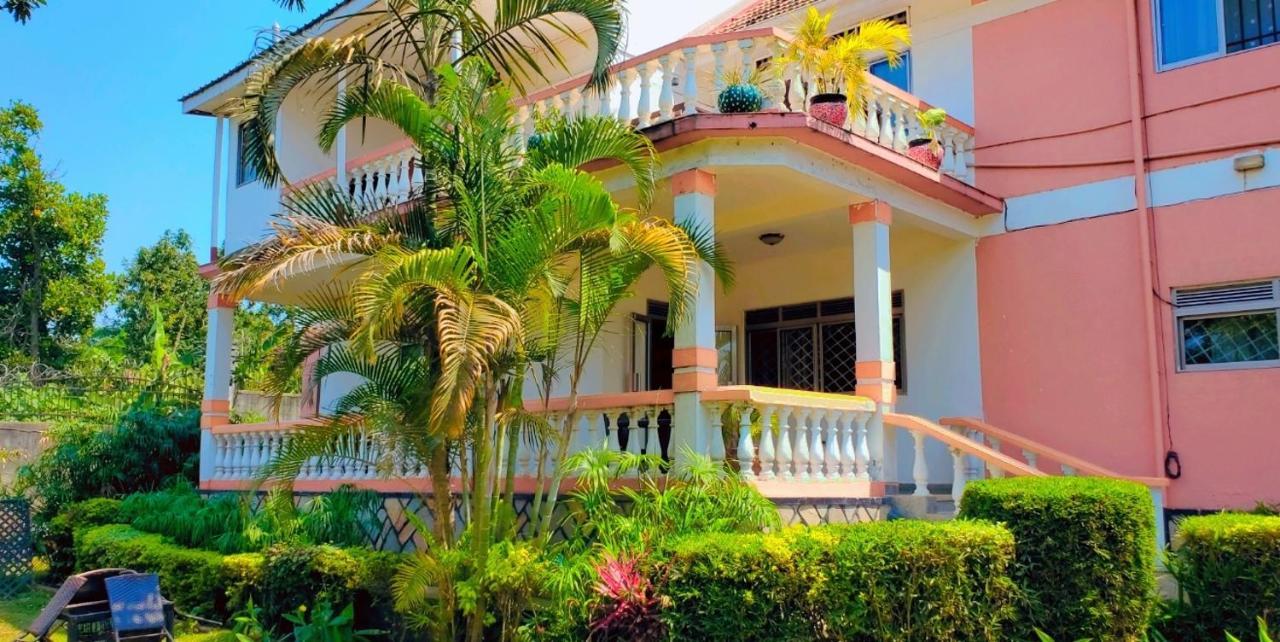 La Feve Beach Bed And Breakfast Entebbe Eksteriør bilde