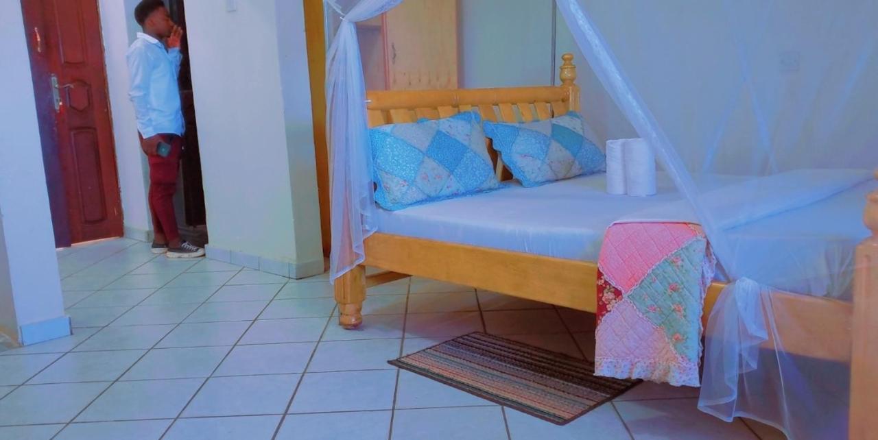 La Feve Beach Bed And Breakfast Entebbe Eksteriør bilde